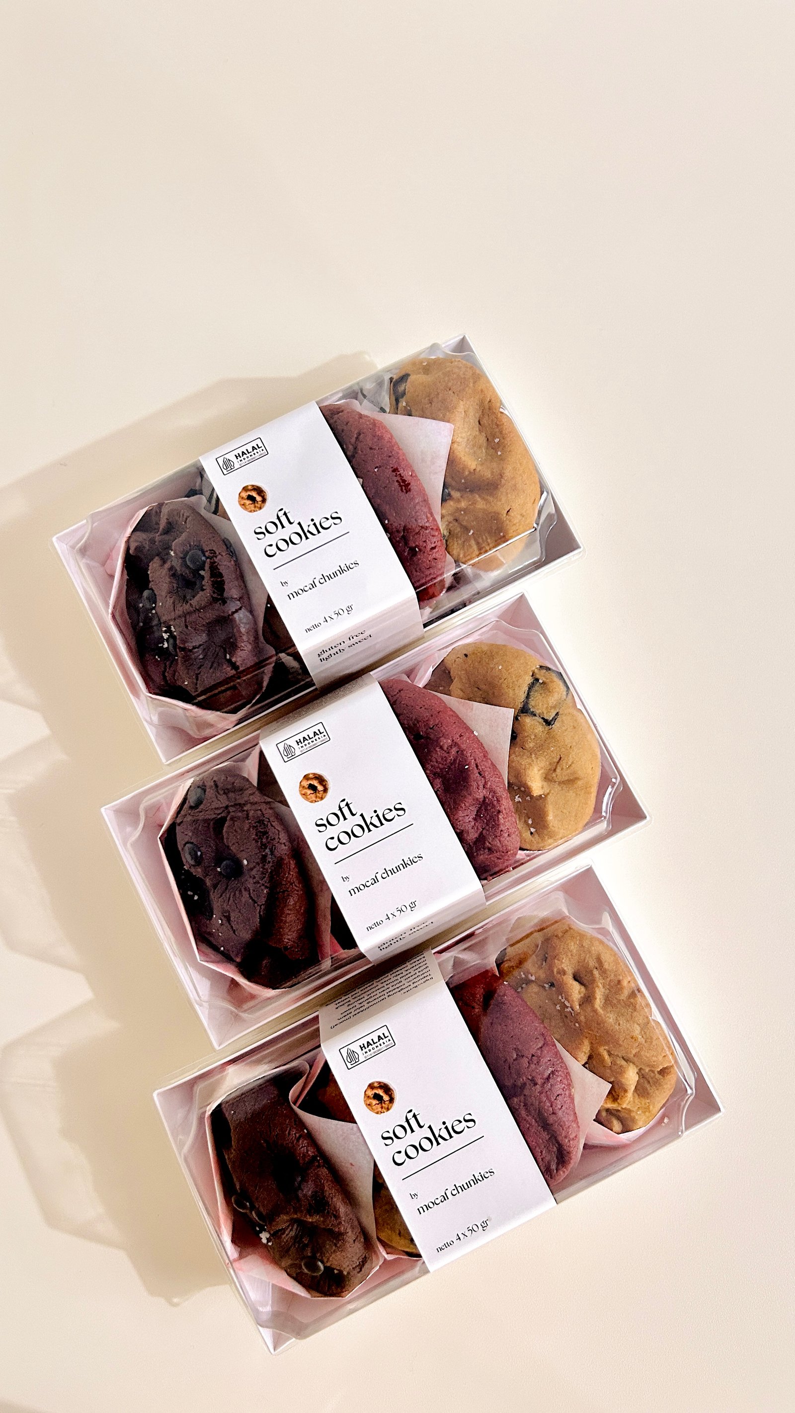 Box cookies MocafChunkies siap dibagikan